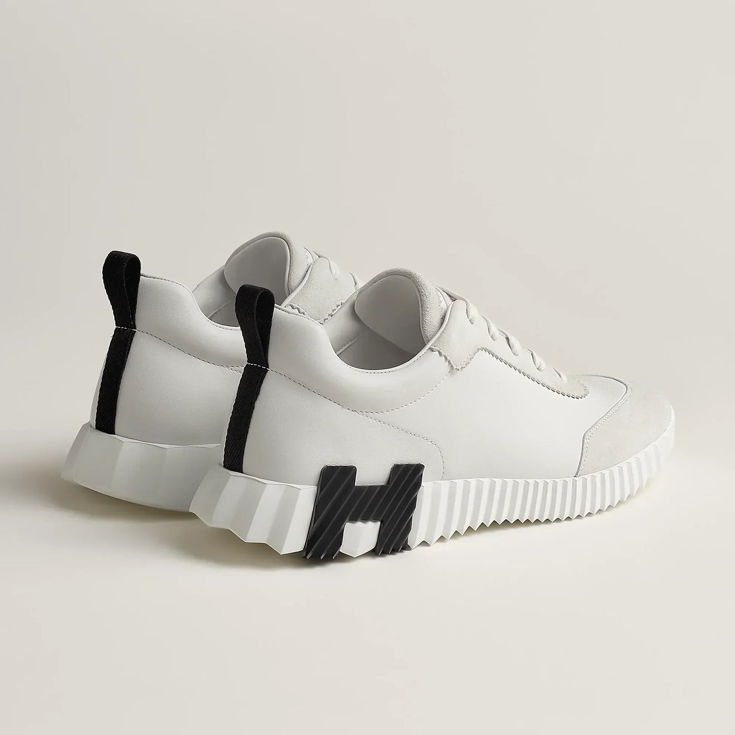 HRS Bouncing White