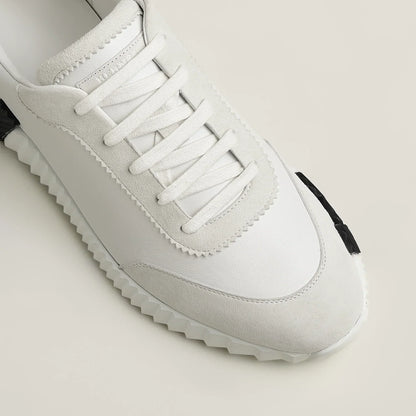 HRS Bouncing White