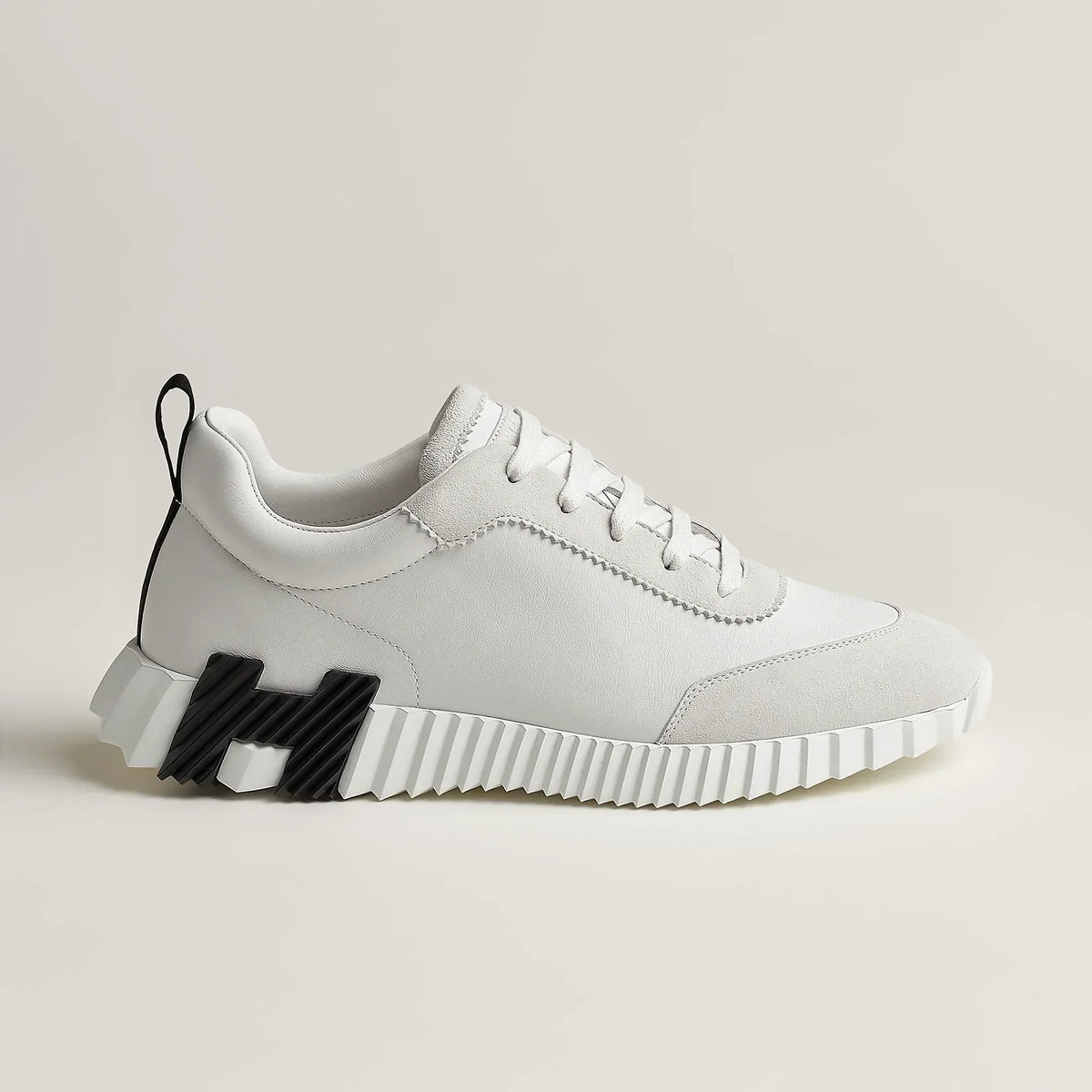HRS Bouncing White
